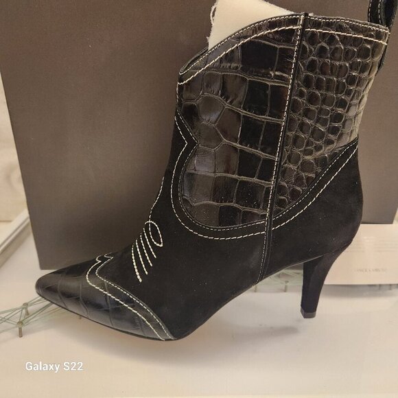 Vince Camuto Black "Saiovell" Glaze Croco Boots. NIB. Size 6. Host pick. - Picture 1 of 12
